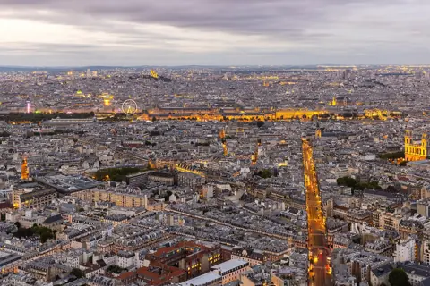 Puzzle Paris illuminé la nuit